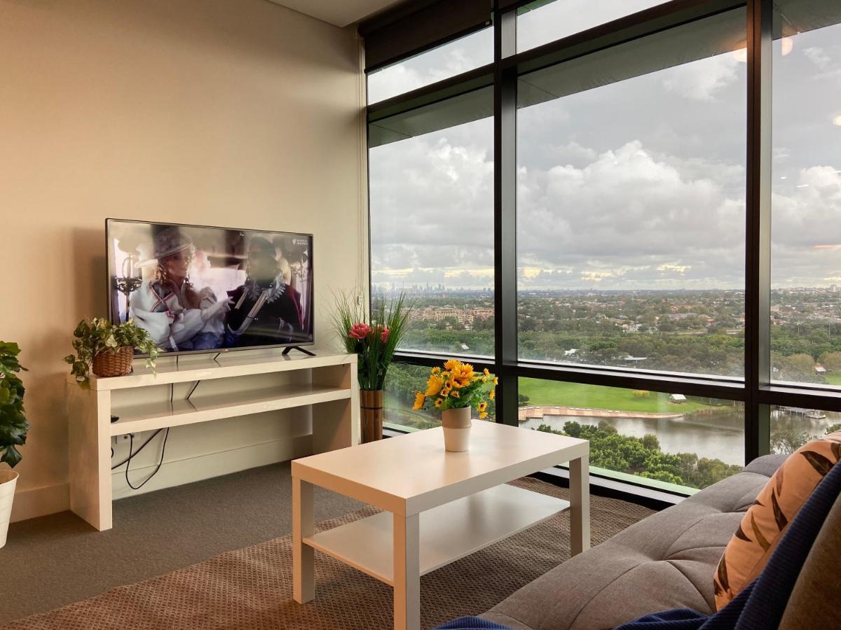 Parkside & City View In Sydney Olympic Park Bagian luar foto